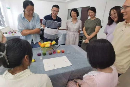 首屆“邊吃邊療”飲食心理實用技術班在成都圓滿落幕，酒店管理與信息咨詢服務獲新啟發